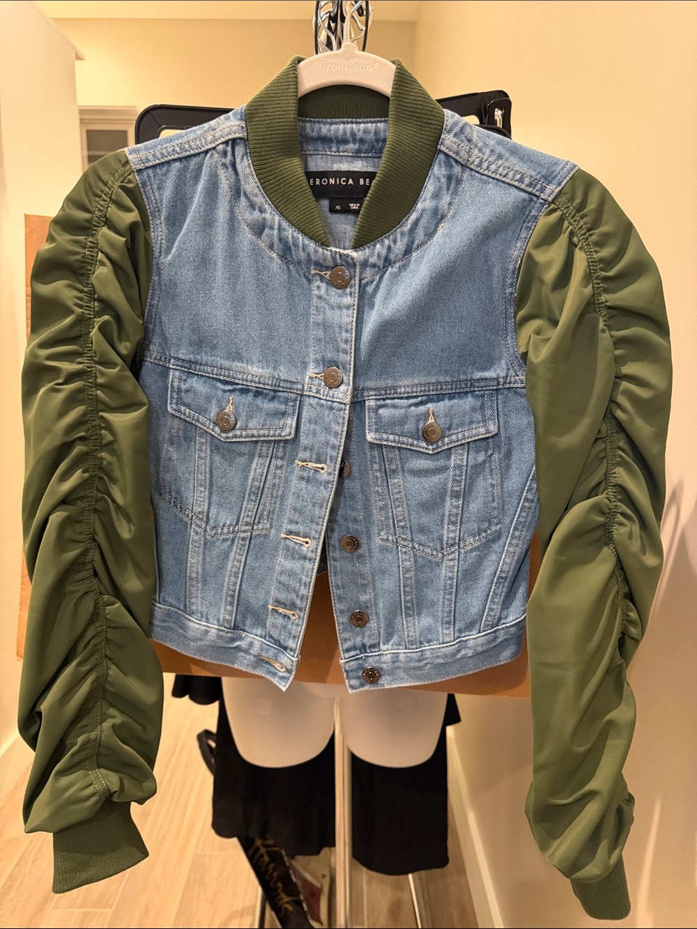 Veronica Beard Blue Denim Jacket with Olive Green Ruched Sleeves NWOT never worn